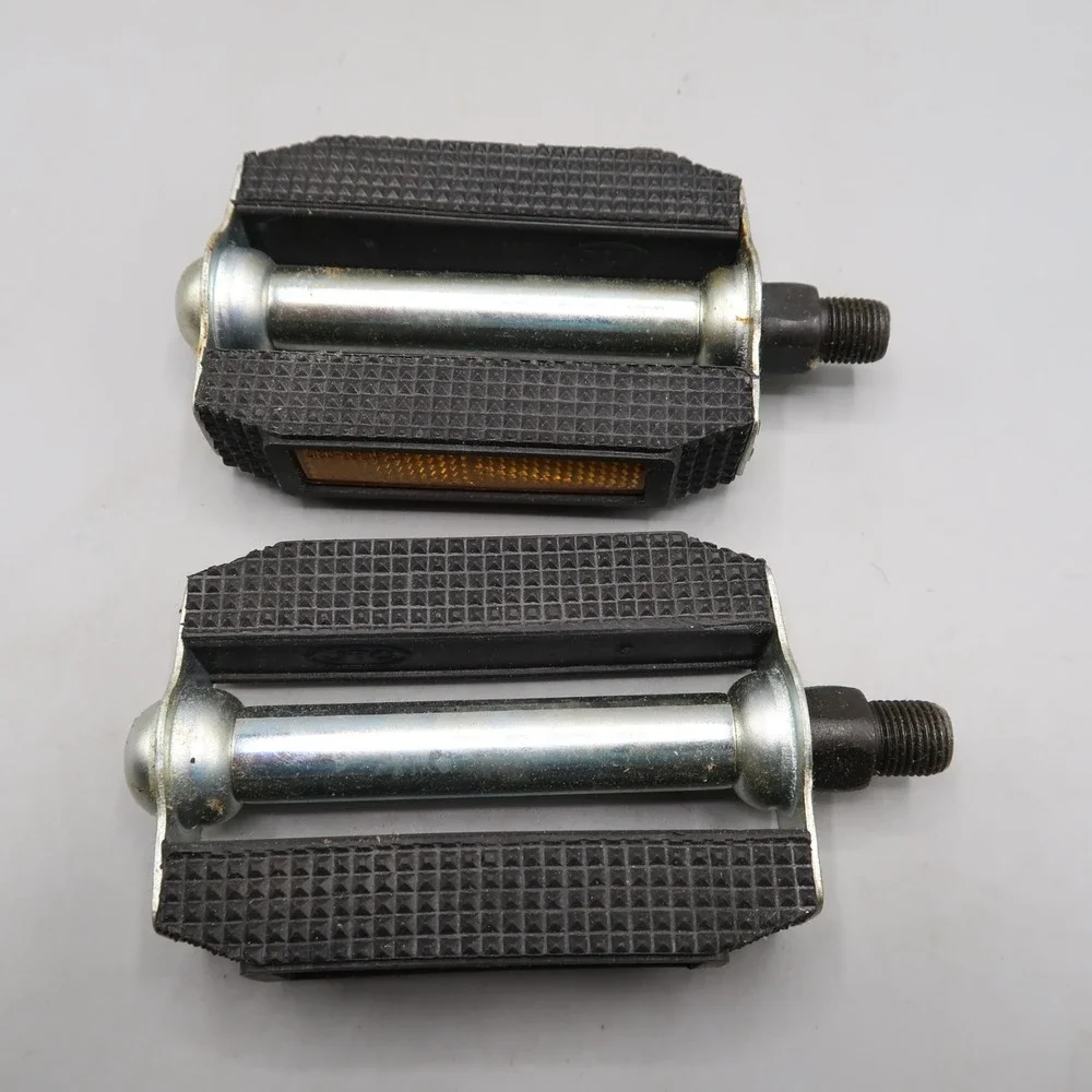 TTK Rubber Block Bicycle Pedals 1/2